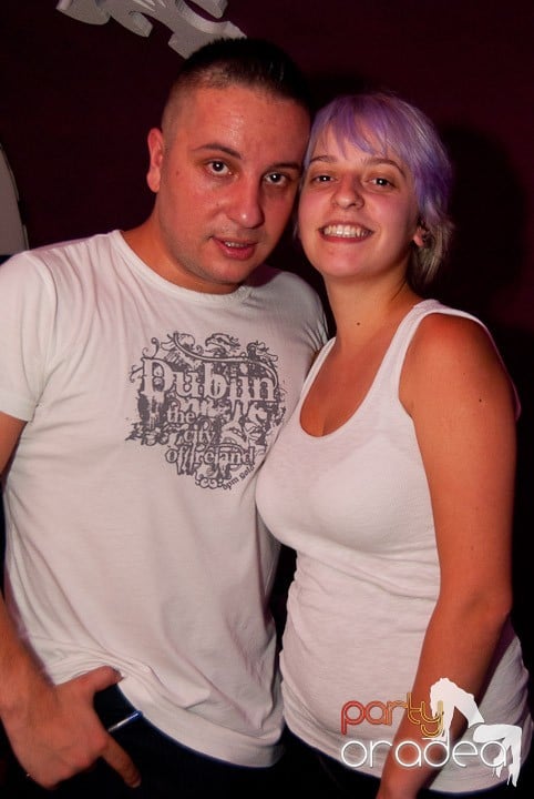 Distracţie cu LL Junior în Club Atti's,