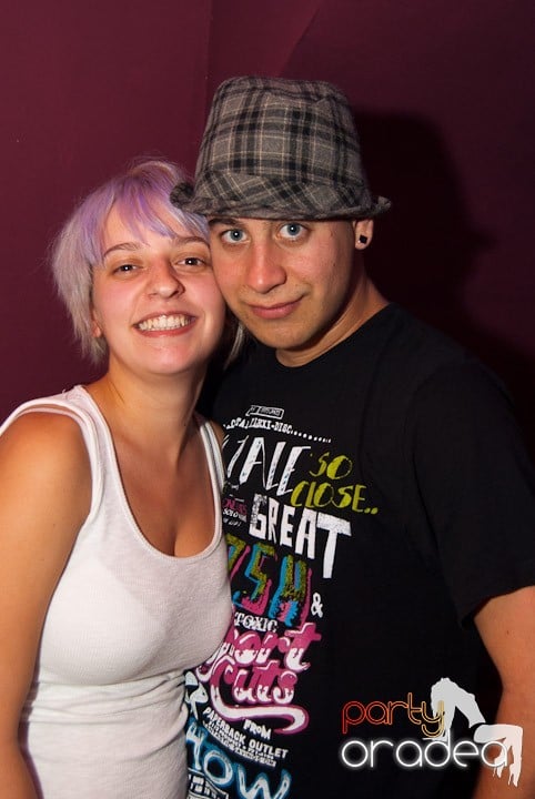 Distracţie cu LL Junior în Club Atti's,