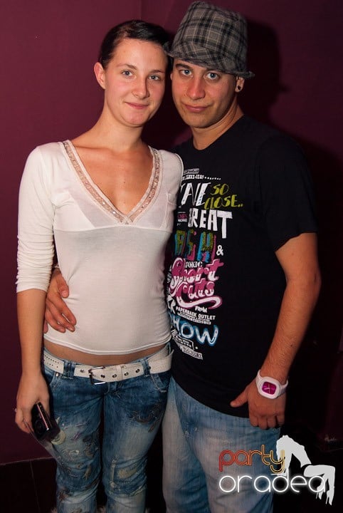 Distracţie cu LL Junior în Club Atti's,