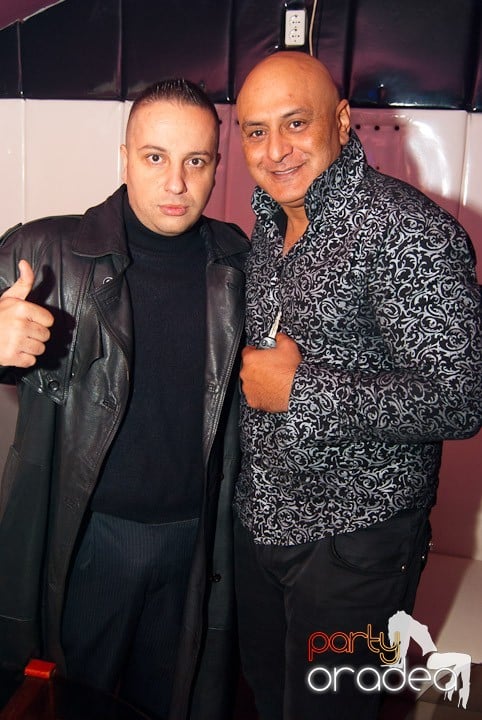 Distracţie cu LL Junior în Club Atti's,