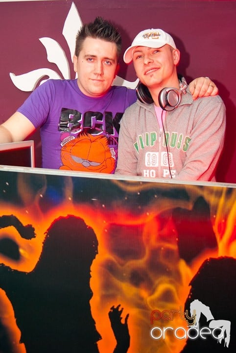 Distracţie cu LL Junior în Club Atti's,