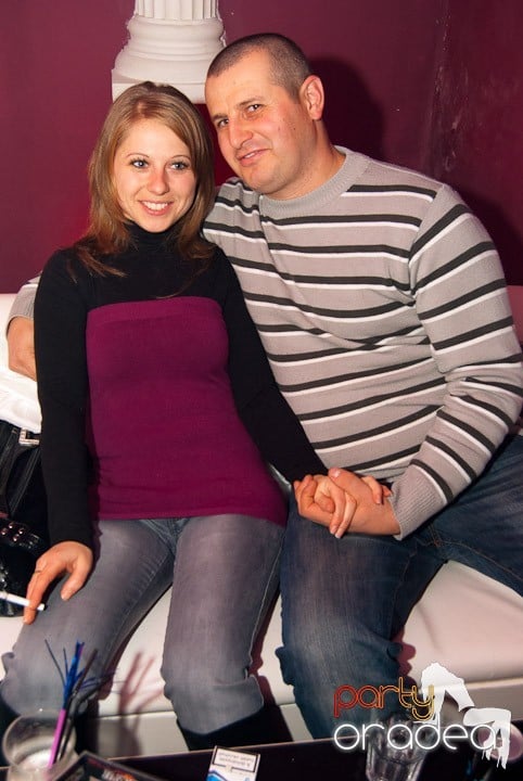 Distracţie cu LL Junior în Club Atti's,