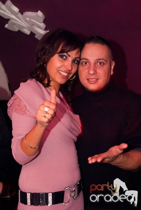 Distracţie cu LL Junior în Club Atti's,