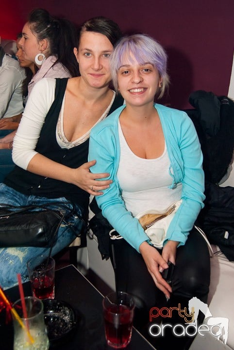 Distracţie cu LL Junior în Club Atti's,