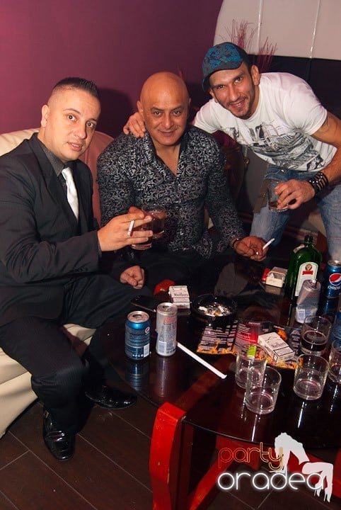 Distracţie cu LL Junior în Club Atti's,