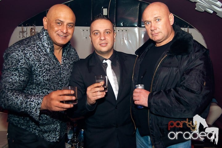 Distracţie cu LL Junior în Club Atti's,
