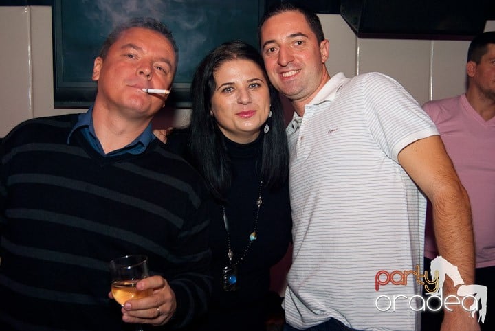 Distracţie cu LL Junior în Club Atti's,
