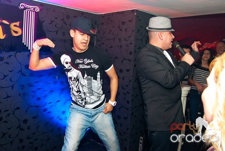 Distracţie cu LL Junior în Club Atti's,