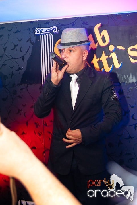 Distracţie cu LL Junior în Club Atti's,