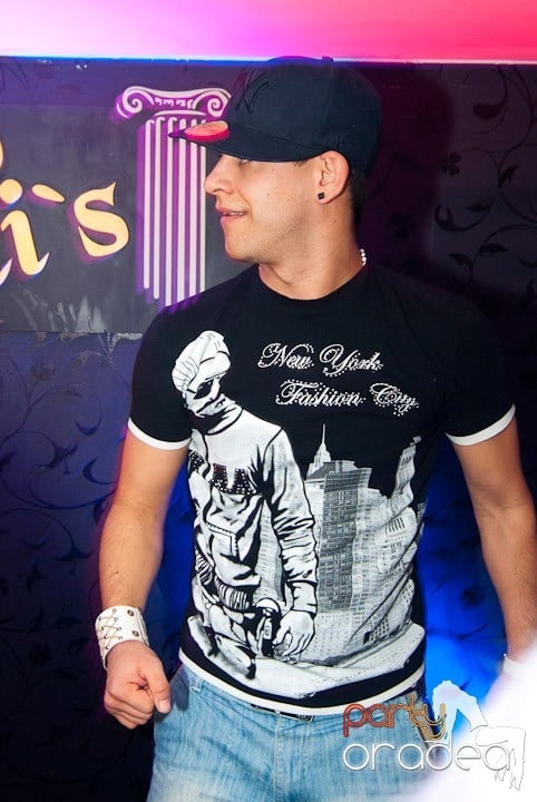 Distracţie cu LL Junior în Club Atti's,