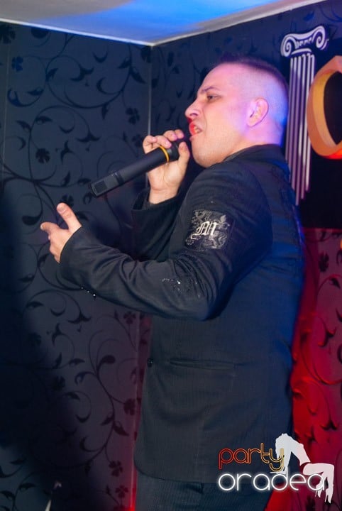 Distracţie cu LL Junior în Club Atti's,