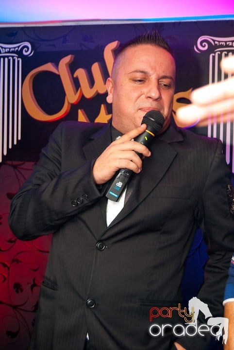 Distracţie cu LL Junior în Club Atti's,