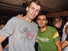 Distracţie de weekend în Club Seven