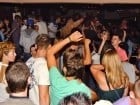 Distracţie de weekend în Club Seven