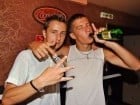 Distracţie de weekend în Club Seven