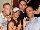 Distracţie de weekend în Club Seven