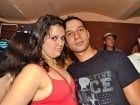 Distracţie de weekend în Club Seven