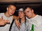 Distracţie de weekend în Club Seven