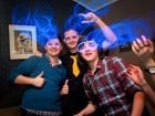Distracţie în Chanson Café