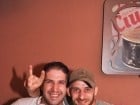 Distracţie în Chanson Café