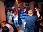 Distracţie în Chanson Café