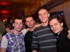 Distracţie în Club Downtown
