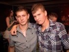 Distracţie în Club Seven