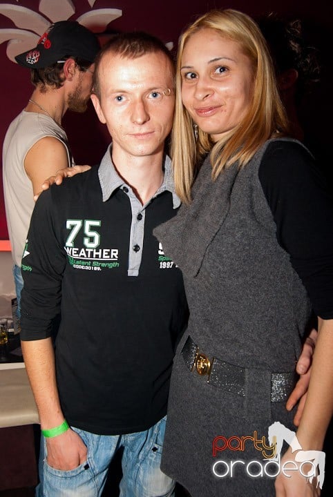 Distracţie mare în Club Atti's, 