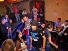 Distracţie şi veselie în Club Downtown