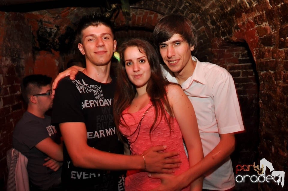 DJ Prody & Caveman in the Mix @ Escape,