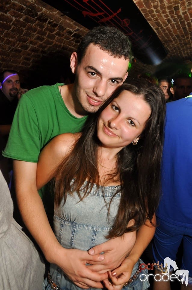DJ Prody & Caveman in the Mix @ Escape,