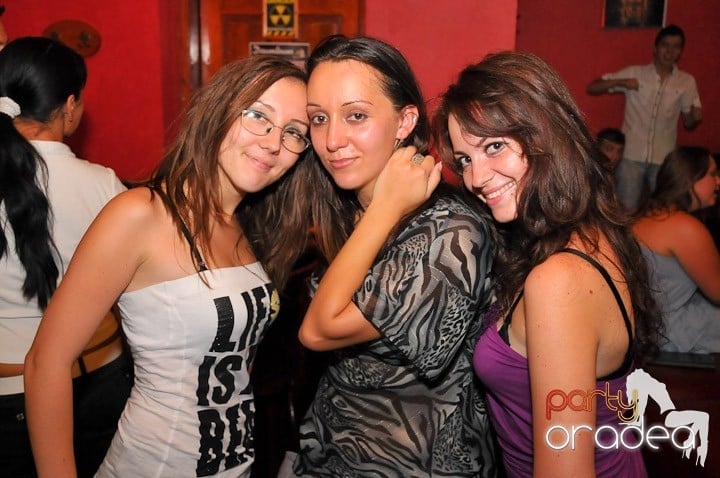 Downtown weekend, 