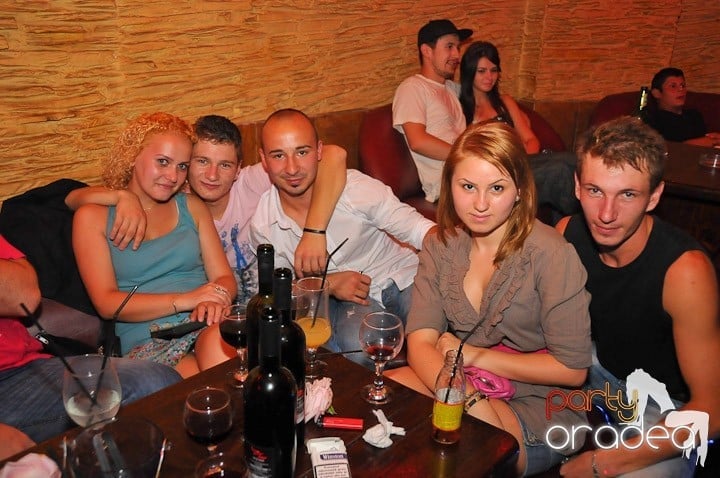 Downtown weekend, 