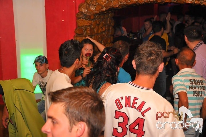 Downtown weekend, 