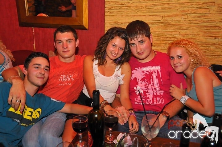 Downtown weekend, 