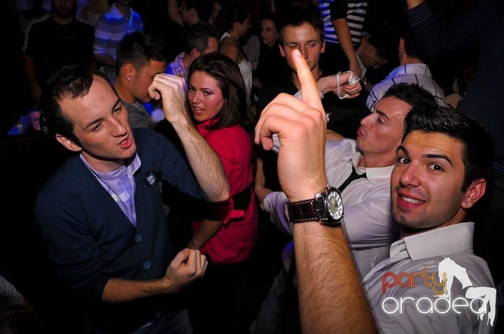 Escape Club joi seara, 