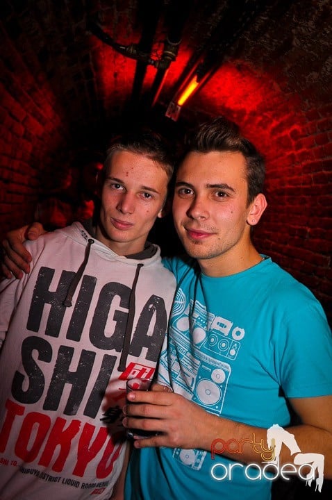 Escape Club joi seara, 