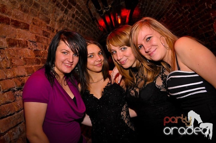 Escape Club joi seara, 