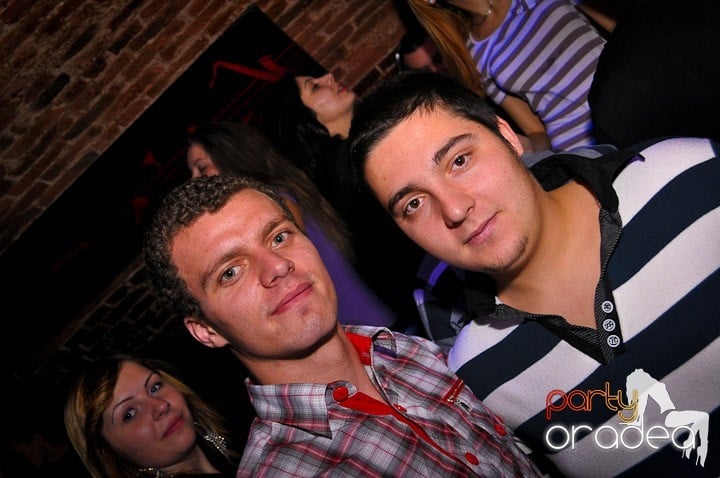 Escape Club joi seara, 