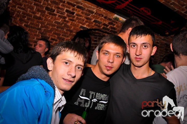 Escape Club joi seara, 