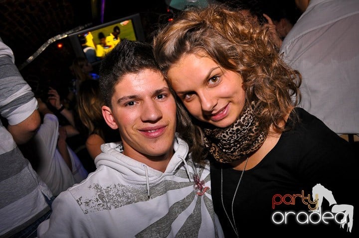 Escape Club joi seara, 