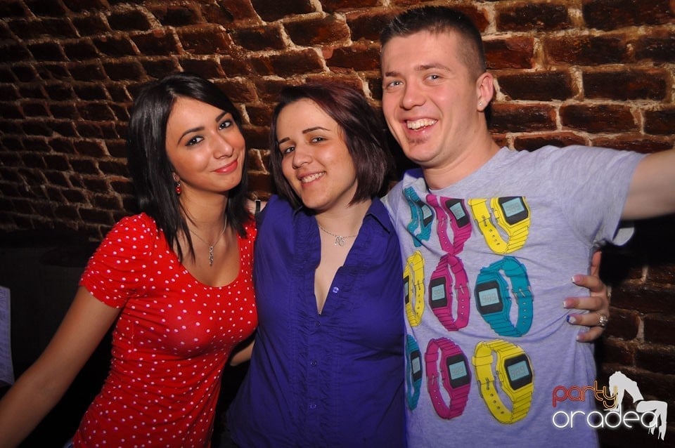 Escape Club seară de seară,