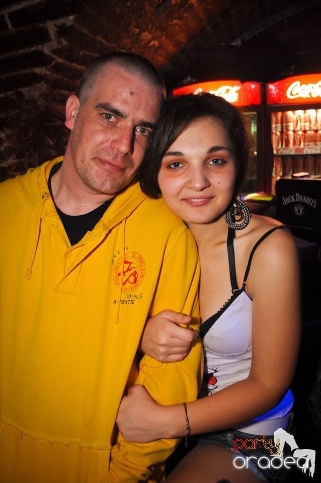 Escape Club seară de seară,
