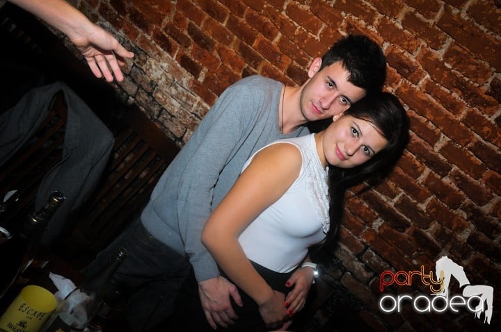 Escape joi seara, 