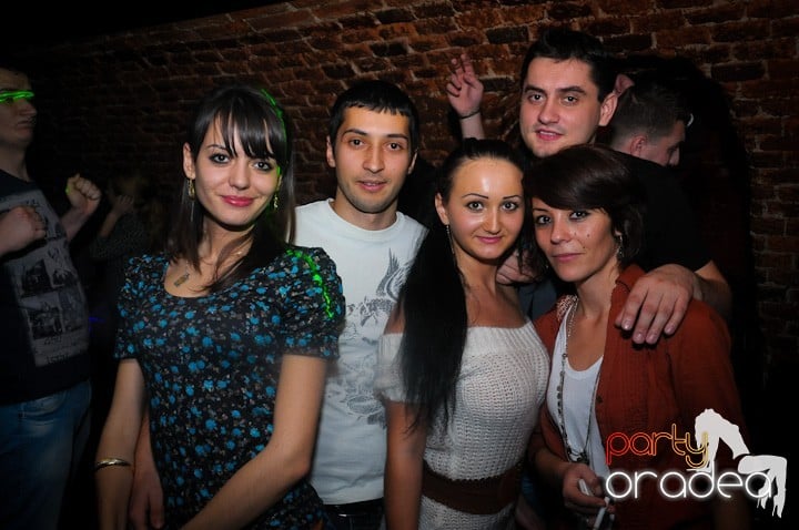 Escape joi seara, 