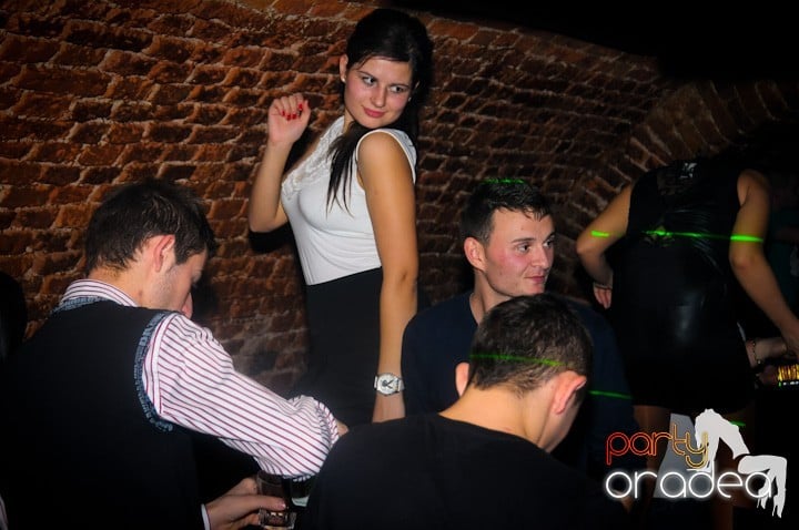 Escape joi seara, 