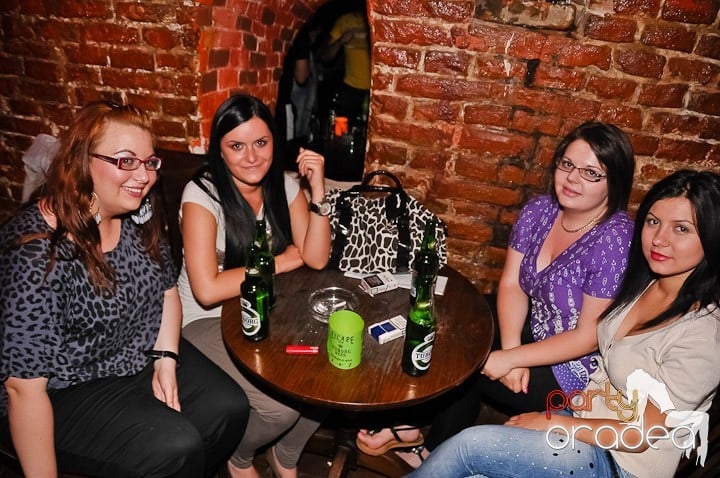 Escape Party, 