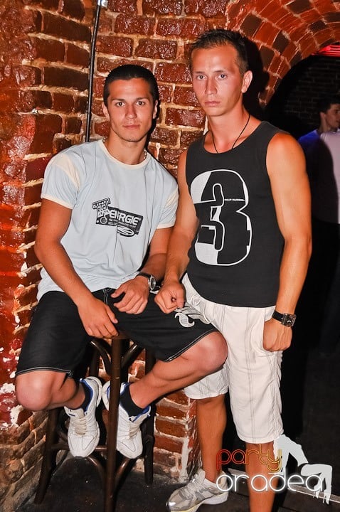 Escape Party, 