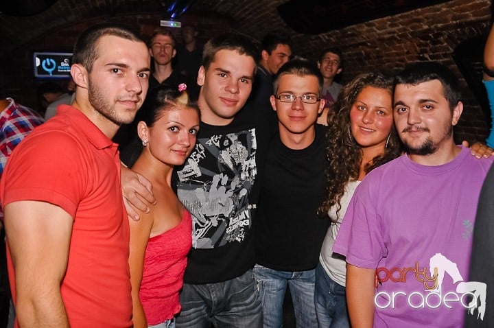 Escape Party, 