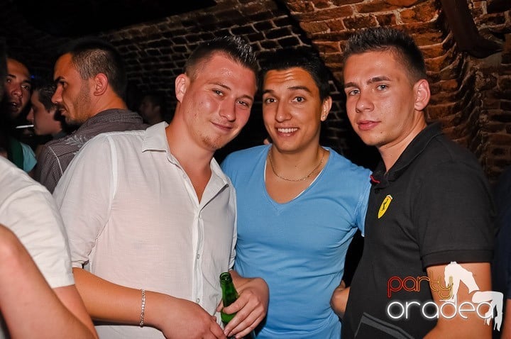 Escape Party, 